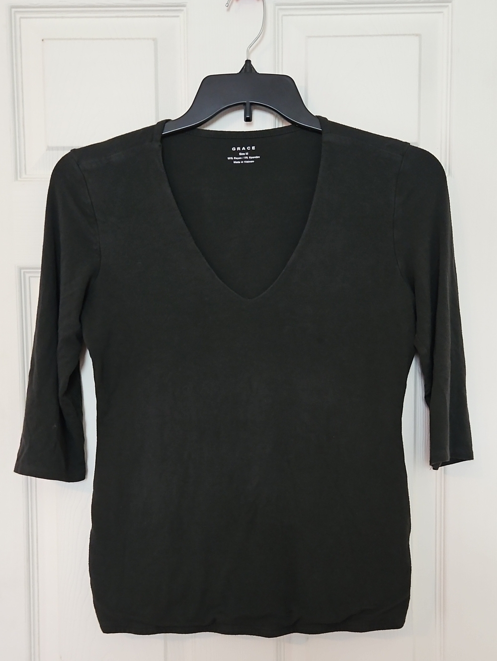 Grace Deep V-Neck Forest Green ¾-Sleeve Top